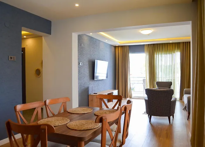 Loca Centre Suites